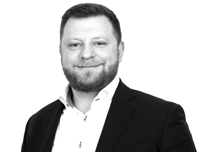 Sean Grant Young | vice-président, Fiscalité et Trésorerie